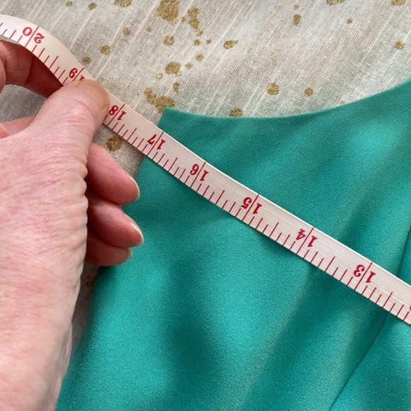 Ann Taylor Sleeveless Shift Dress size 6 Petite - Picture 8 of 9